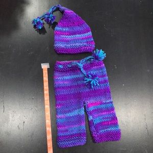 Handmade crochet unisex baby pants and hat set